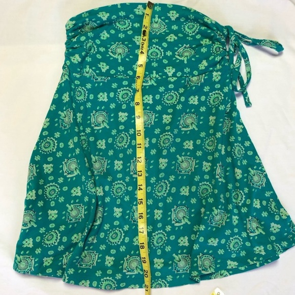 2 skirt bundle. Patagonia teal patterned and Carve Designs grey teal polka dots - Picture 11 of 12